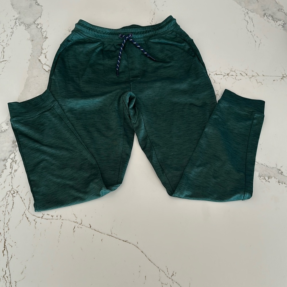 EUC❗️Vineyard Vines Youth Performer Joggers - L (16)
